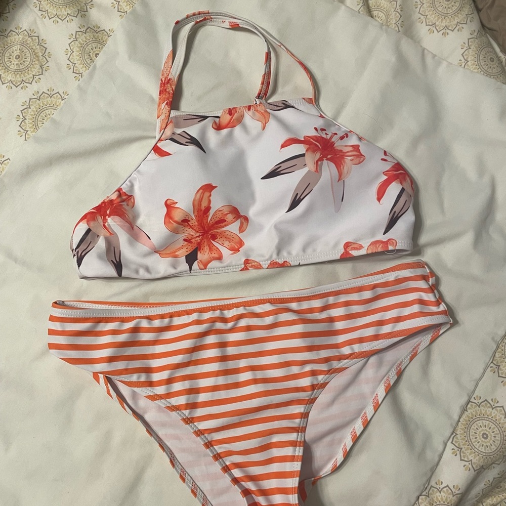 SHEIN Swimsuit size medium